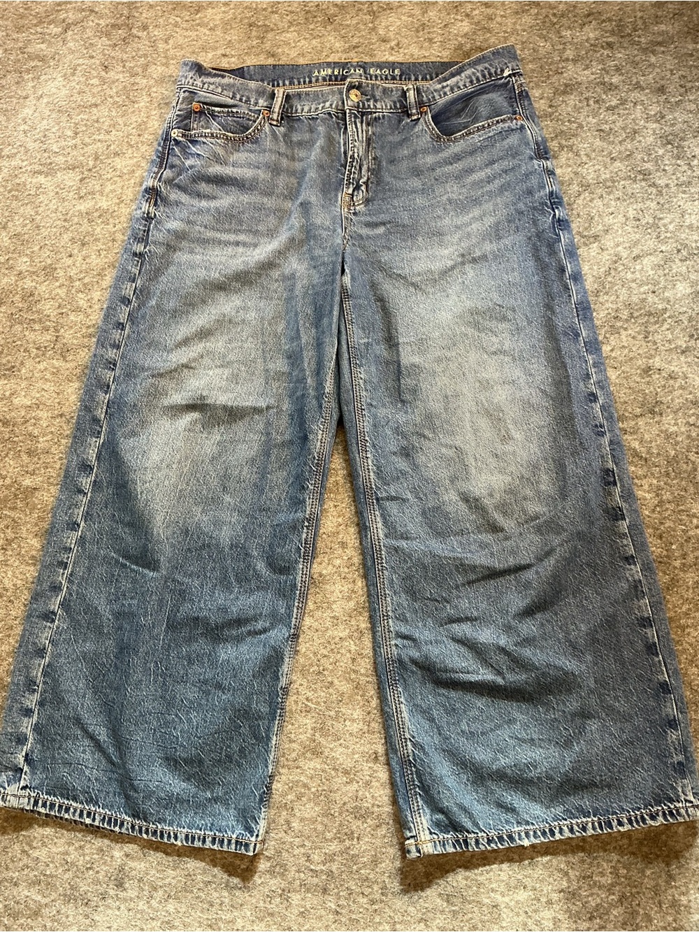 American Eagle Outfitters Wide-Leg Flare Jeans in Distressed Blue Wash Size 10